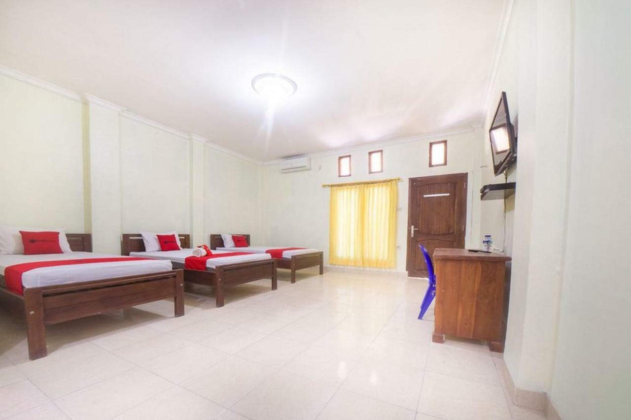 เรดดอร์ซ เนียร์ นูซา เจนดานา ยูนิเวอร์ซิตี้ Hotel กูปัง ภายนอก รูปภาพ